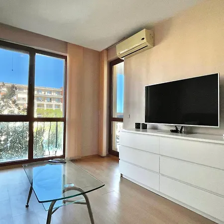 Prestige - Private - Bsr - 1 Apartment *